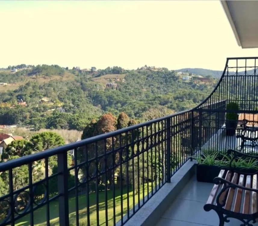 Inn Pousada La Bas Campos do Jordao